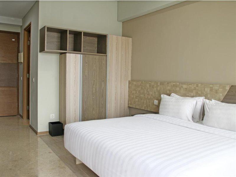 Graha Makara Suite Hotel & Residence Cikarang Exterior foto